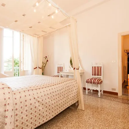 Apartment Oltrarno Florence