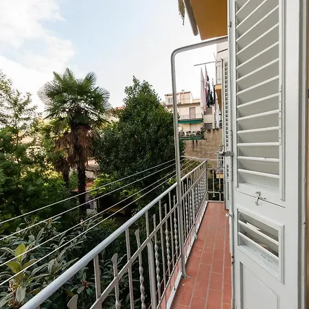 Apartment Oltrarno Florence