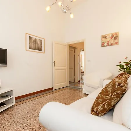 Apartment Oltrarno *